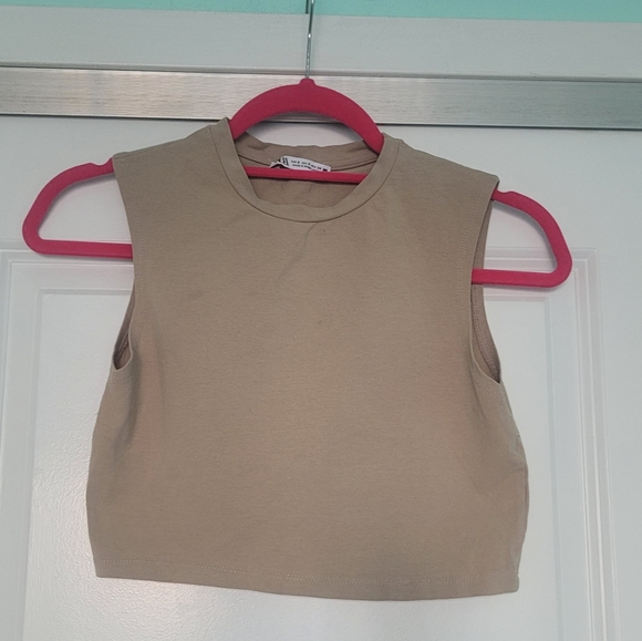 Zara Tops - Zara Crop Top